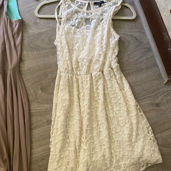 Dresses all different brands most are size small some medium and few large - Picture 4 of 11